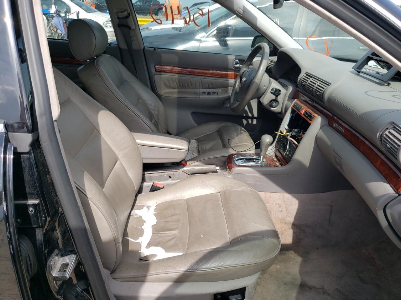 Photo 5 from auction – 2001 AUDI A4 2.8 QUA with VIN WAUDH68D91A132221