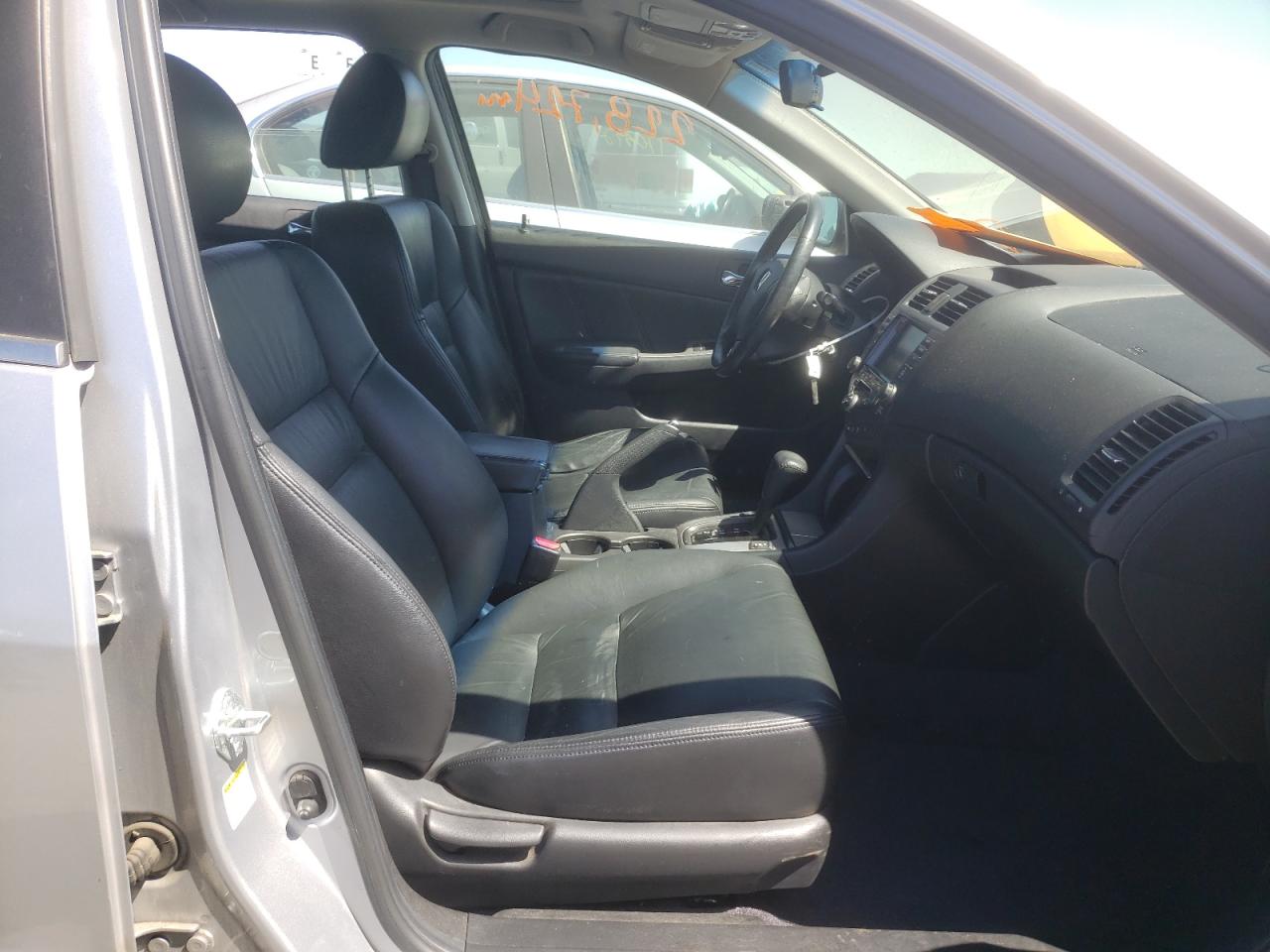 Photo 5 from auction – 2003 HONDA ACCORD EX with VIN JHMCM56753C035170