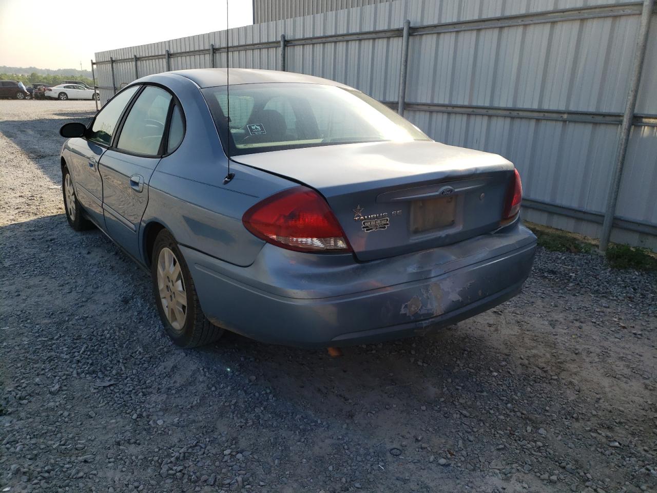 Photo 3 from auction – 2007 FORD TAURUS SE with VIN 1FAFP53U67A132966