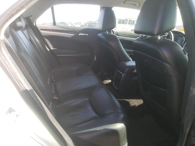 Photo 6 from auction – 2017 CHRYSLER 300 LIMITE with VIN 2C3CCAAG3HH606698