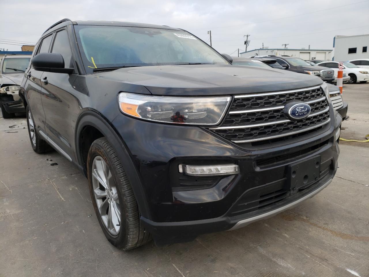 FORD EXPLORER X 2021 with VIN 1FMSK7DHXMGA82145 - Photo from auction