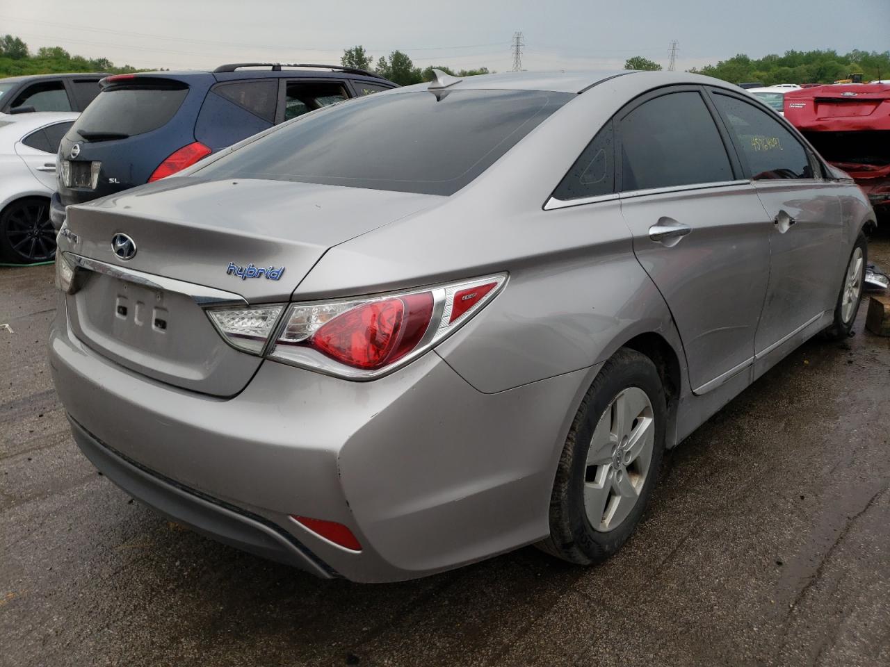 Photo 4 from auction – 2012 HYUNDAI SONATA HYB with VIN KMHEC4A45CA040932