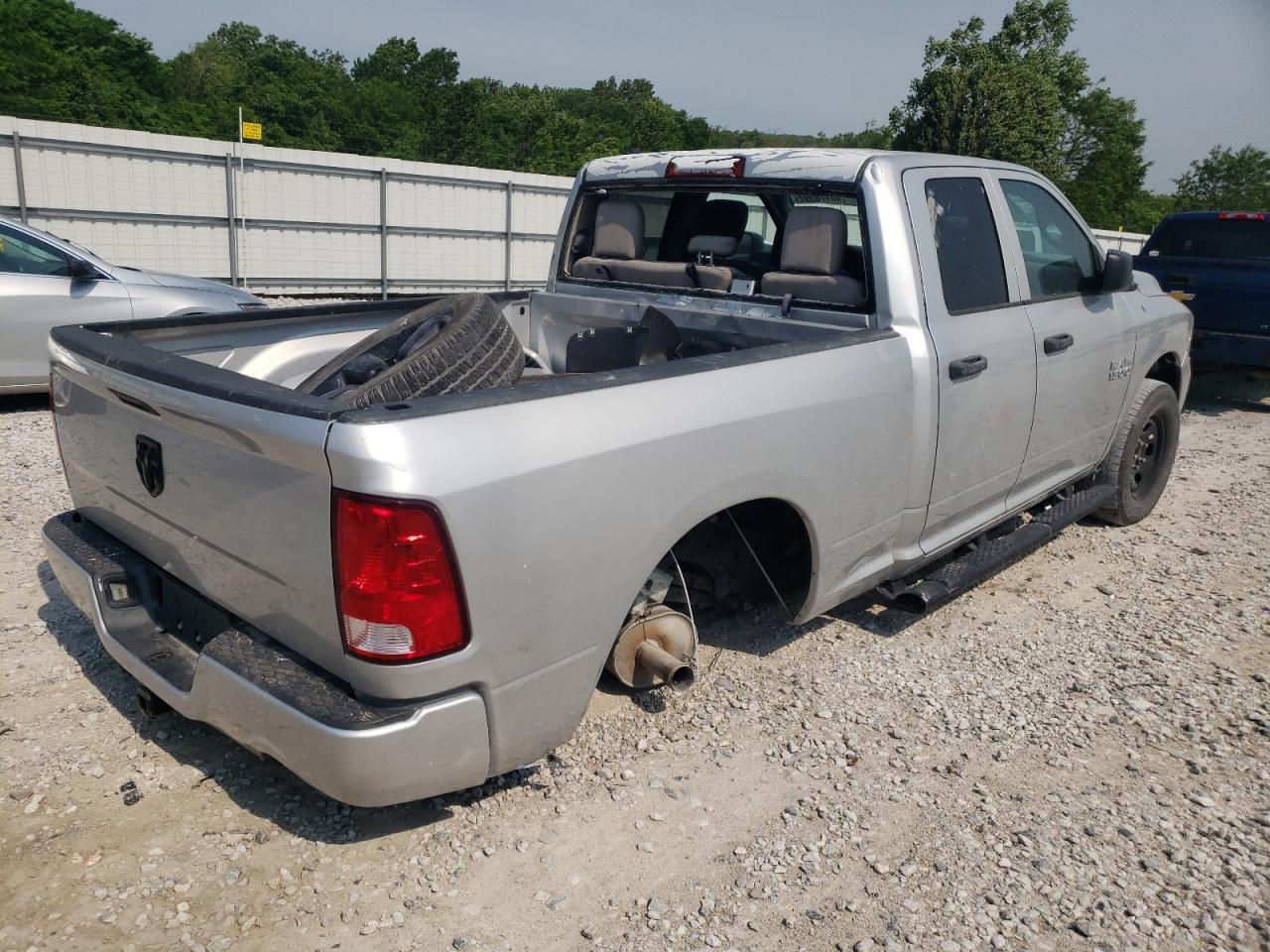 Photo 4 from auction – 2018 RAM 1500 ST with VIN 1C6RR6FT2JS183044