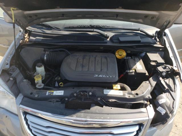 Photo 7 from auction – 2016 CHRYSLER TOWN & COU with VIN 2C4RC1BG6GR101378