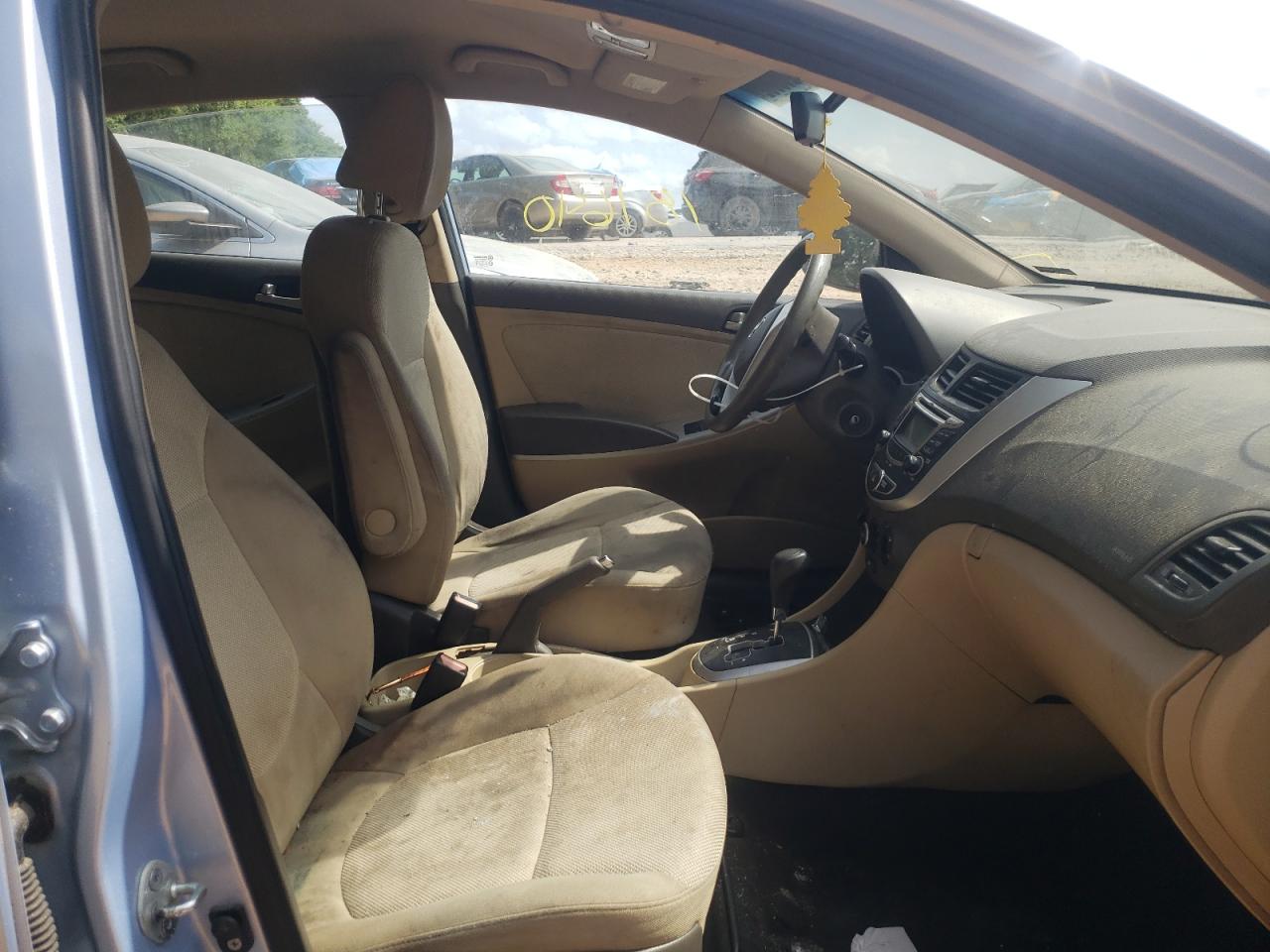 Photo 5 from auction – 2012 HYUNDAI ACCENT GLS with VIN KMHCT4AE3CU047053