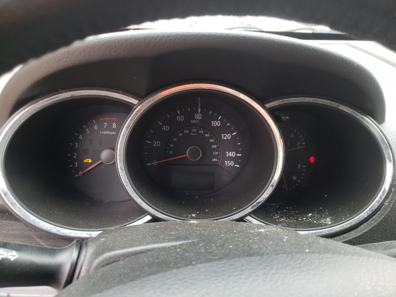 Photo 8 from auction – 2011 KIA SORENTO EX with VIN 5XYKUCA12BG036890