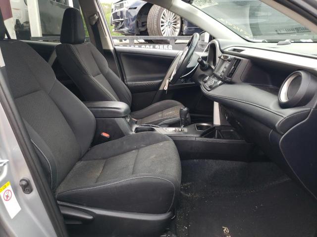 Photo 5 from auction – 2017 TOYOTA RAV4 XLE with VIN 2T3RFREV6HW597161