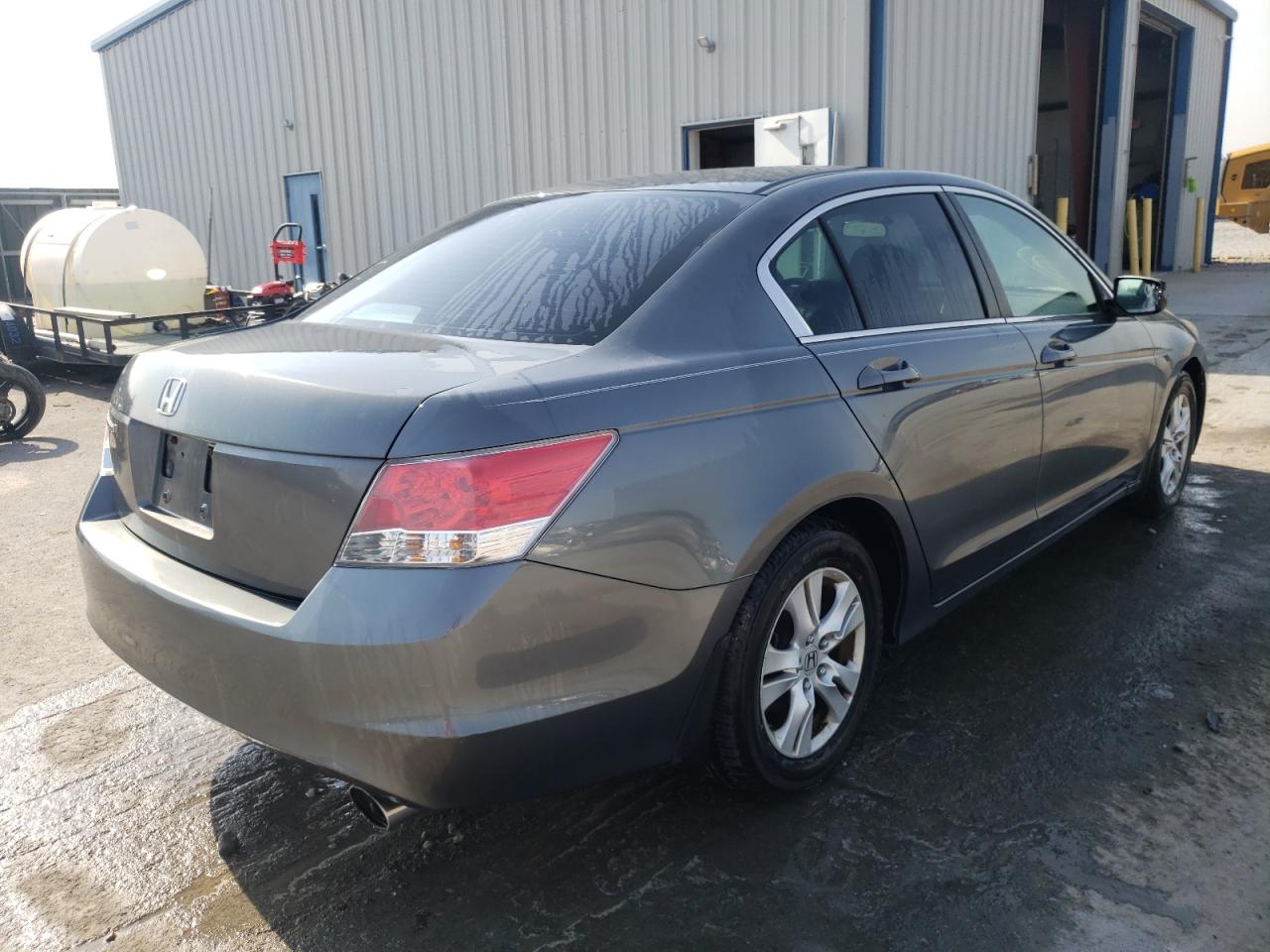 Photo 4 from auction – 2010 HONDA ACCORD LXP with VIN 1HGCP2F46AA024573