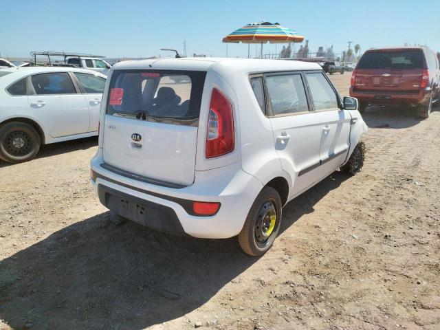 Photo 4 from auction – 2013 KIA SOUL with VIN KNDJT2A57D7496929