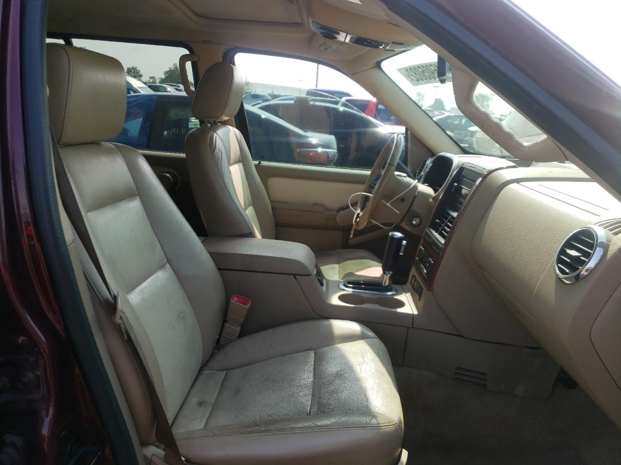 Photo 5 from auction – 2007 FORD EXPLORER E with VIN 1FMEU64857UA86644