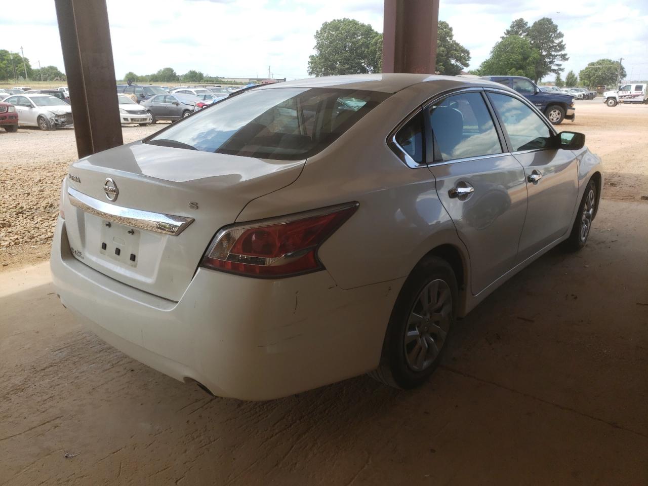 Photo 4 from auction – 2014 NISSAN ALTIMA 2.5 with VIN 1N4AL3AP4EC183987