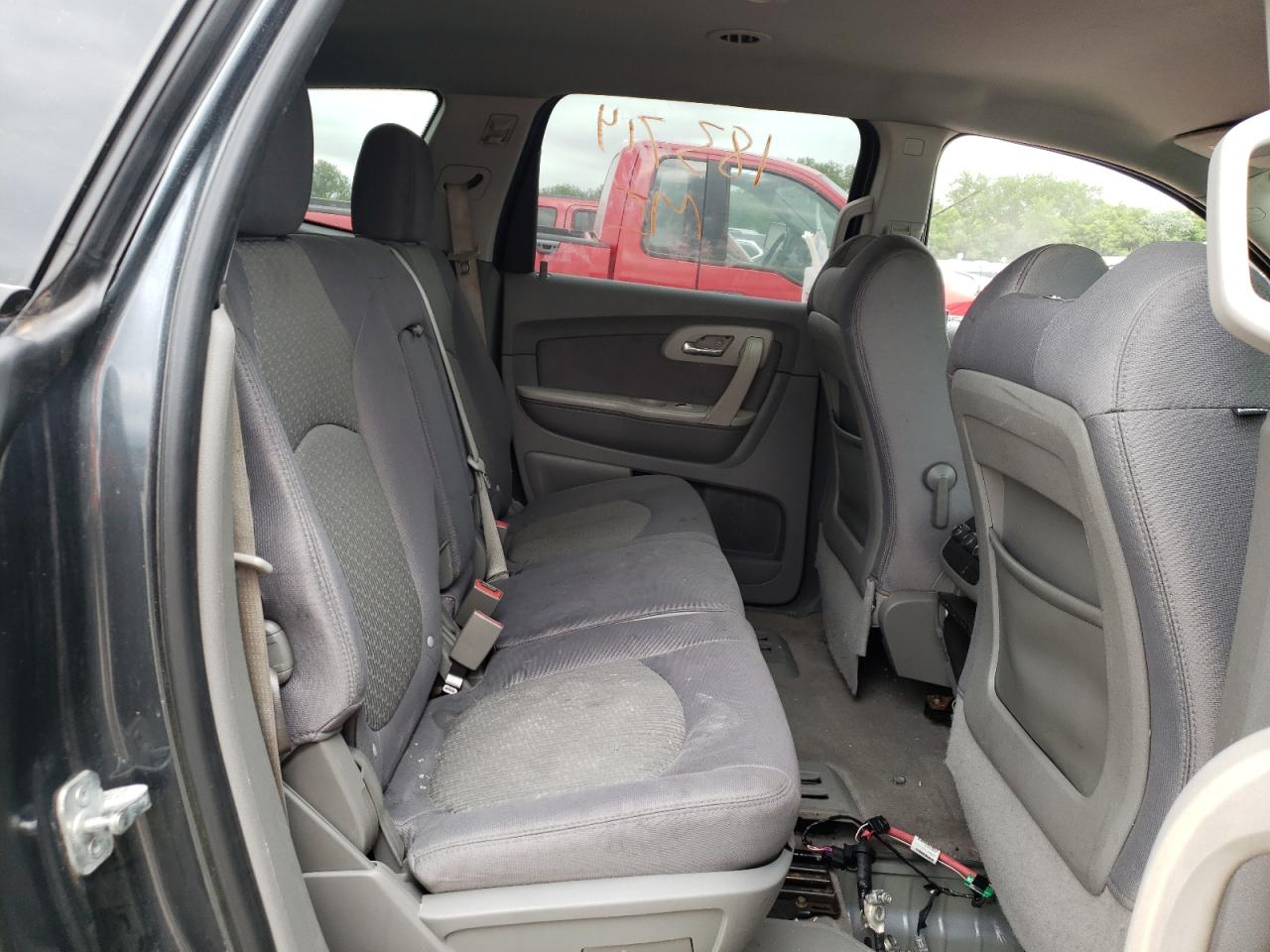 Photo 6 from auction – 2012 CHEVROLET TRAVERSE L with VIN 1GNKRFED9CJ252574