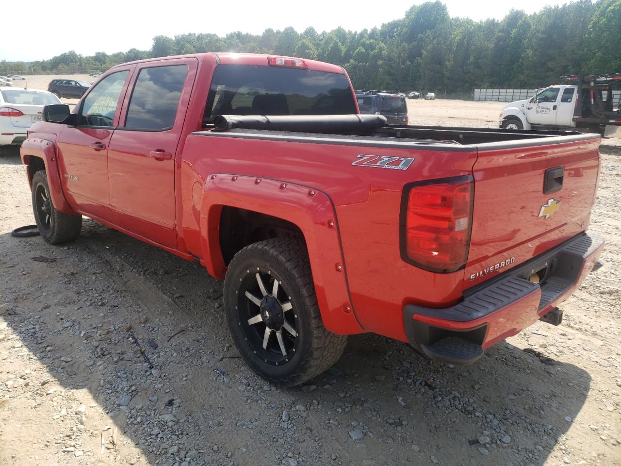 Photo 3 from auction – 2017 CHEVROLET SILVERADO with VIN 3GCUKREC2HG214871