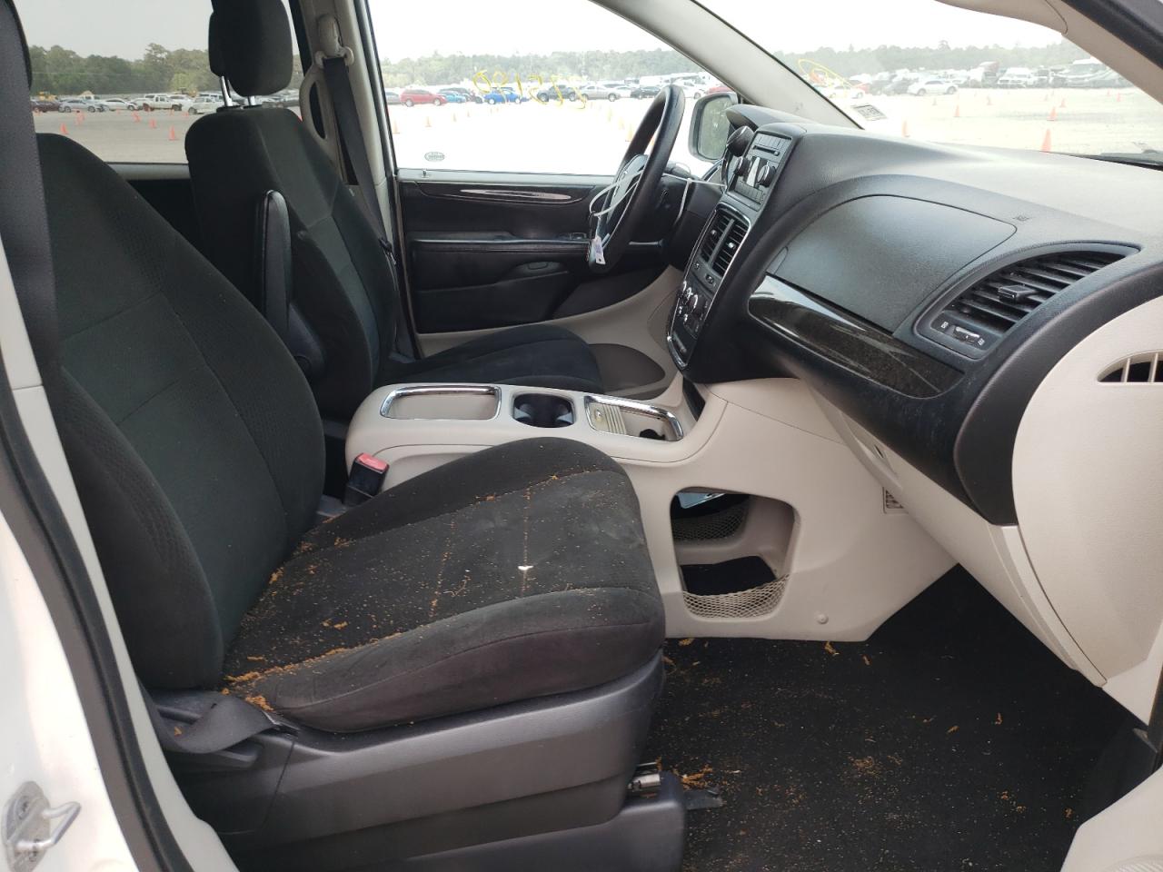 Photo 5 from auction – 2012 DODGE GRAND CARA with VIN 2C4RDGCG3CR146626