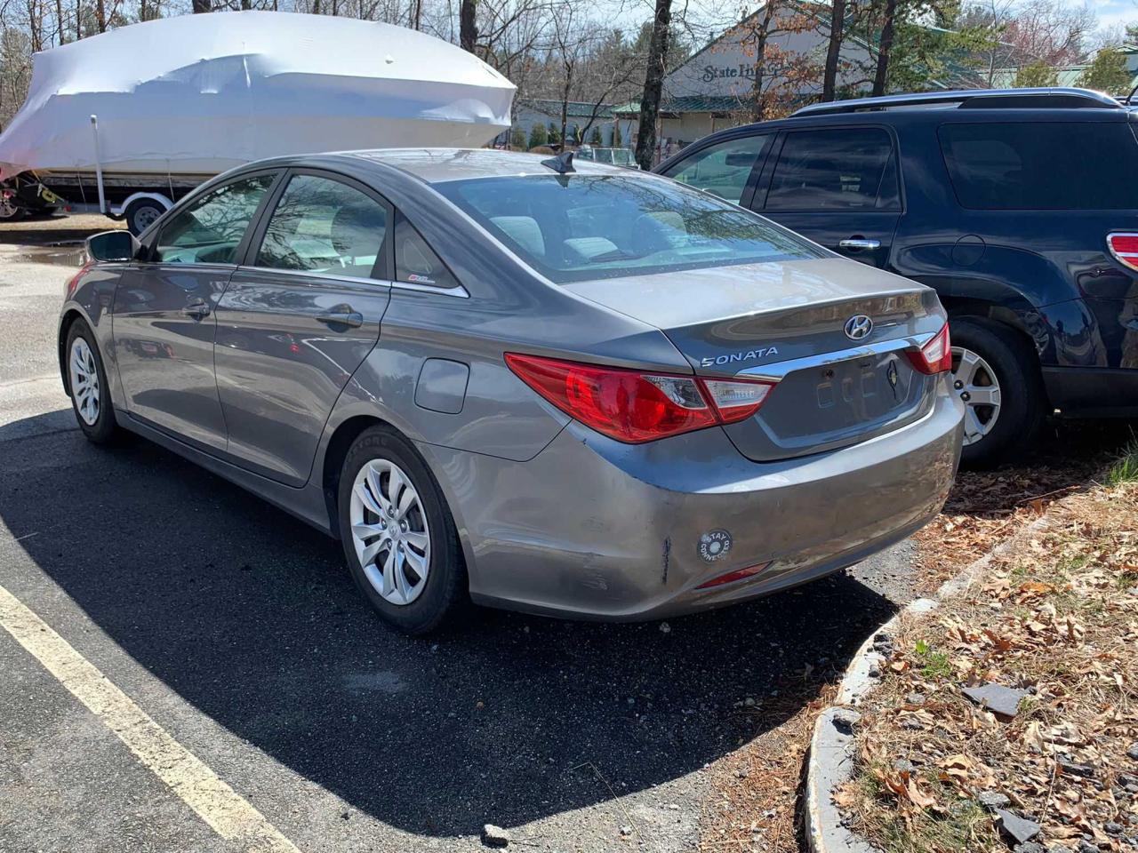 Photo 18 from auction – 2011 HYUNDAI SONATA GLS with VIN 5NPEB4ACXBH091977