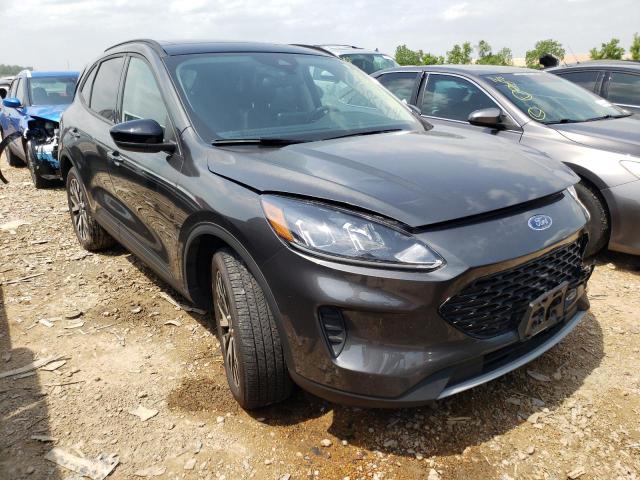 FORD ESCAPE SE 2020 with VIN 1FMCU9BZ3LUB98325 - Photo from auction