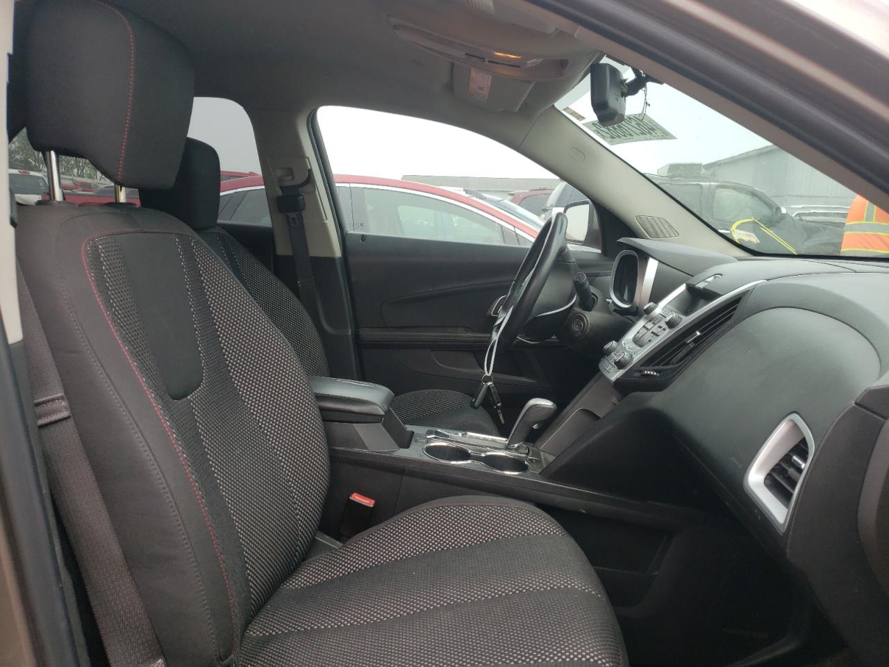 Zdjęcie 5 z aukcji – 2011 CHEVROLET EQUINOX LT z VIN 2CNALDEC2B6398193