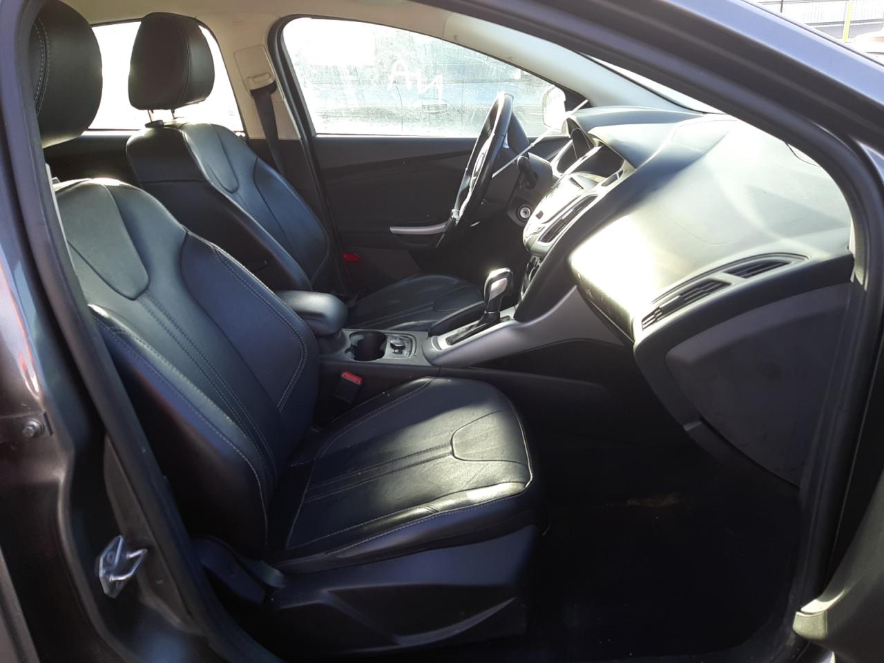 Photo 5 from auction – 2014 FORD FOCUS SE with VIN 1FADP3K21EL248461