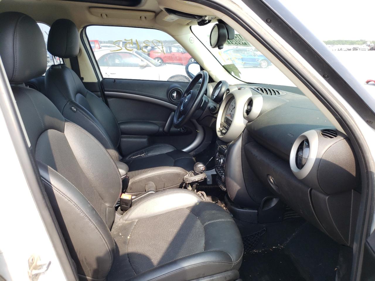 Photo 5 from auction – 2012 MINI COOPER S C with VIN WMWZC3C51CWL82609
