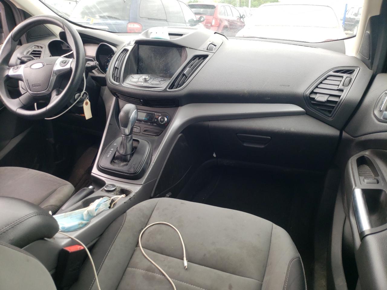 Photo 5 from auction – 2016 FORD ESCAPE SE with VIN 1FMCU9GX5GUB45946