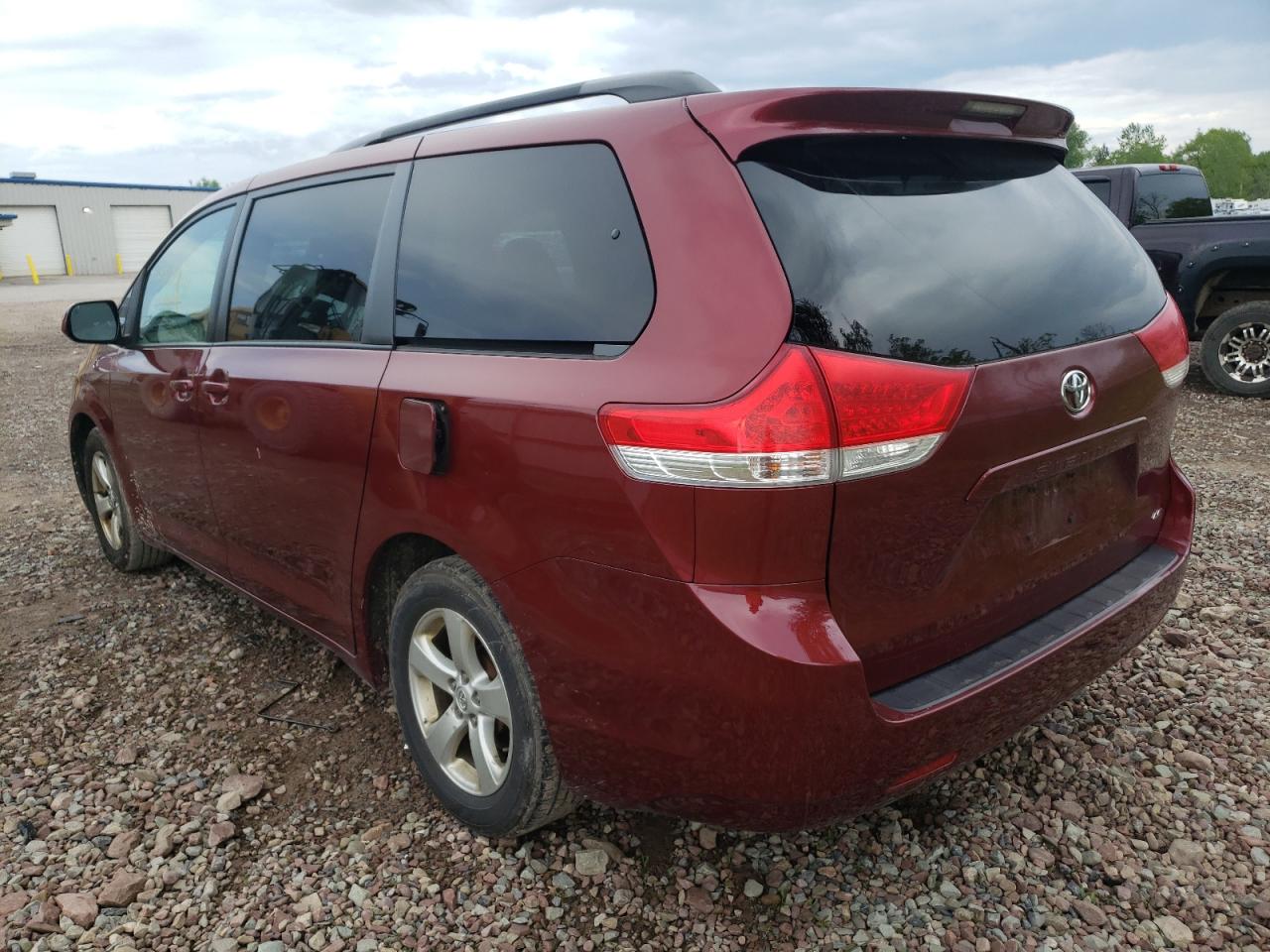Photo 16 from auction – 2012 TOYOTA SIENNA LE with VIN 5TDKK3DC8CS186722