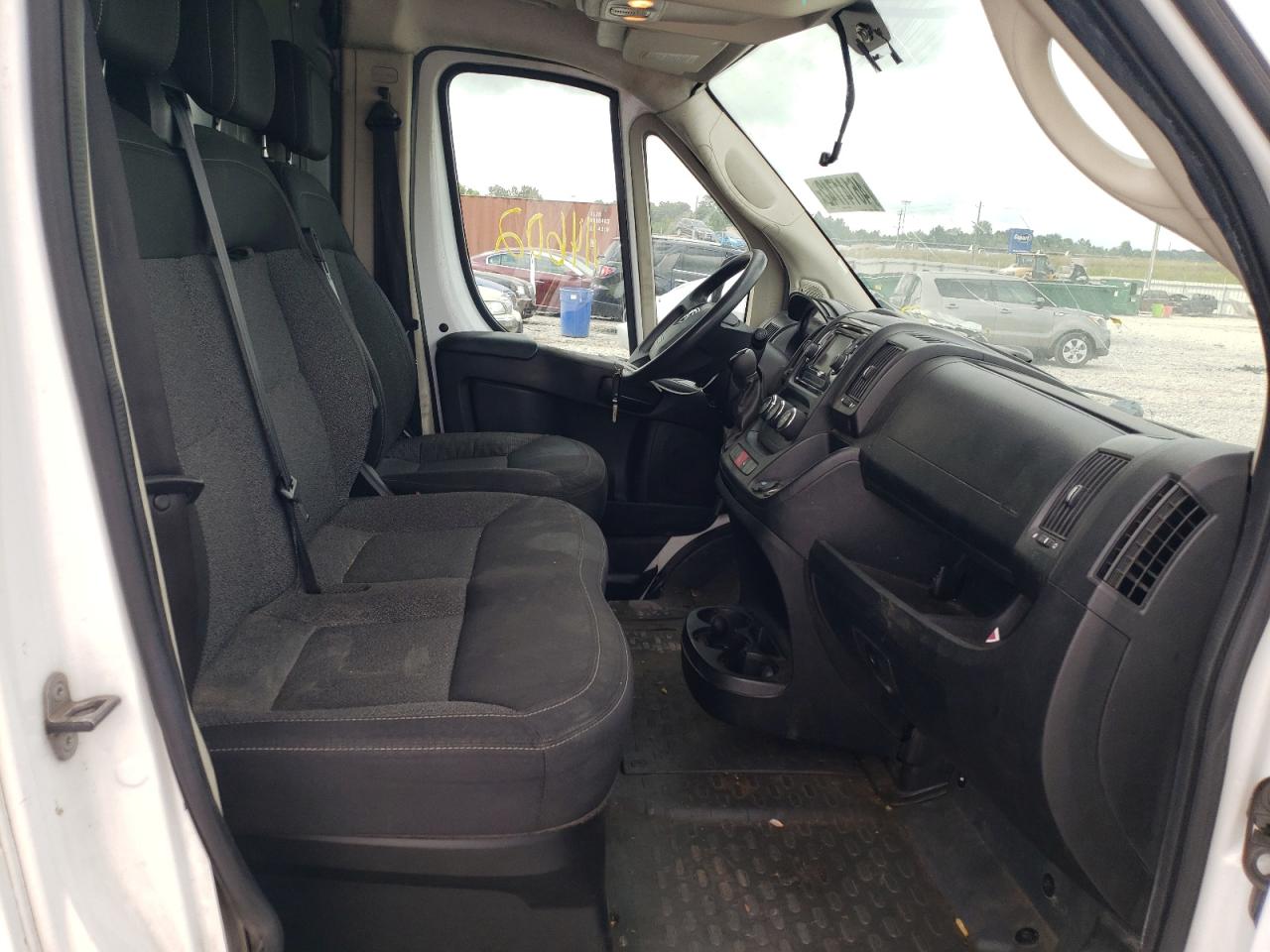 Photo 5 from auction – 2017 RAM PROMASTER with VIN 3C6TRVDG4HE547337