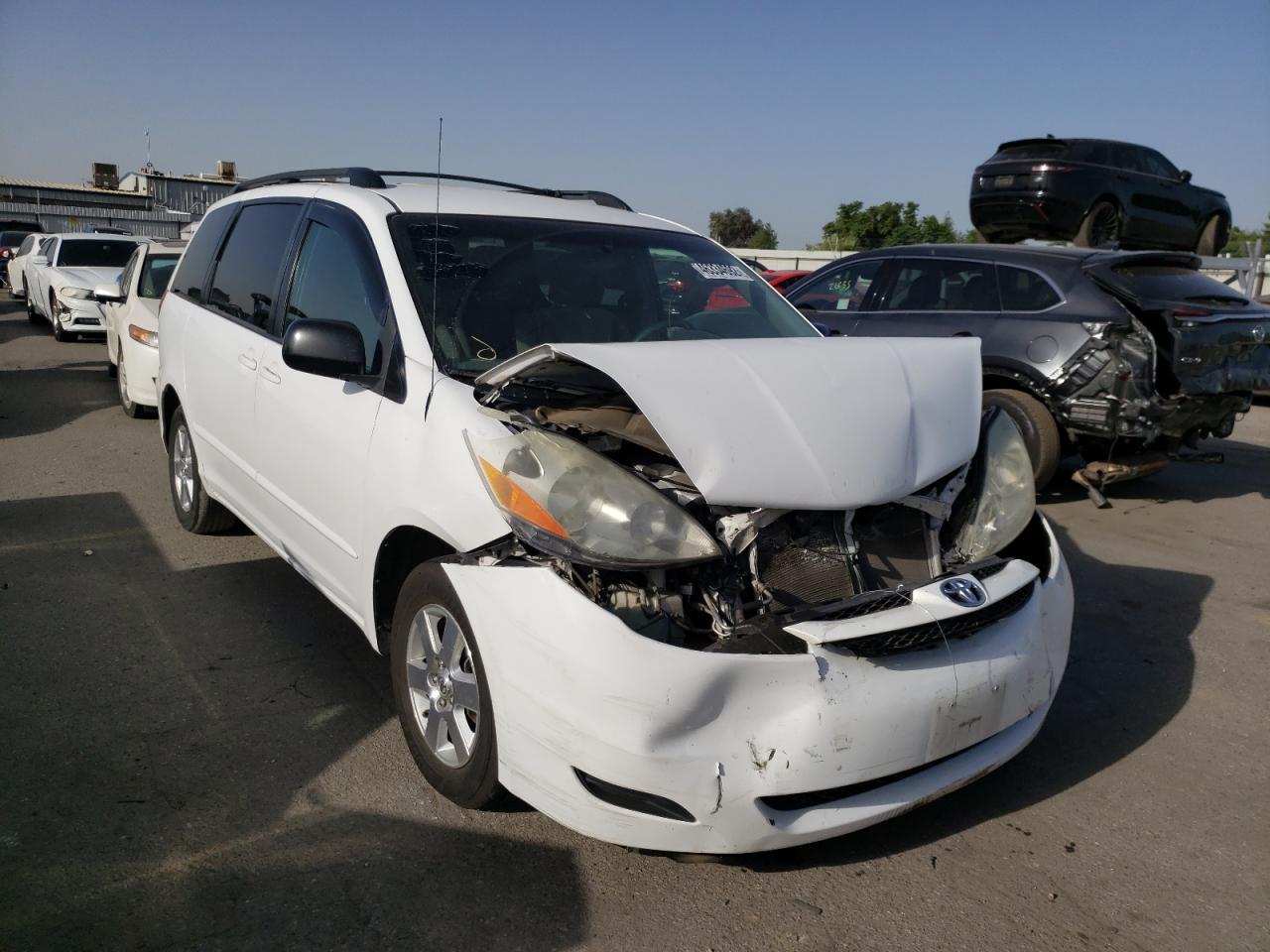 Photo 1 from auction – 2010 TOYOTA SIENNA CE with VIN 5TDKK4CC9AS300747