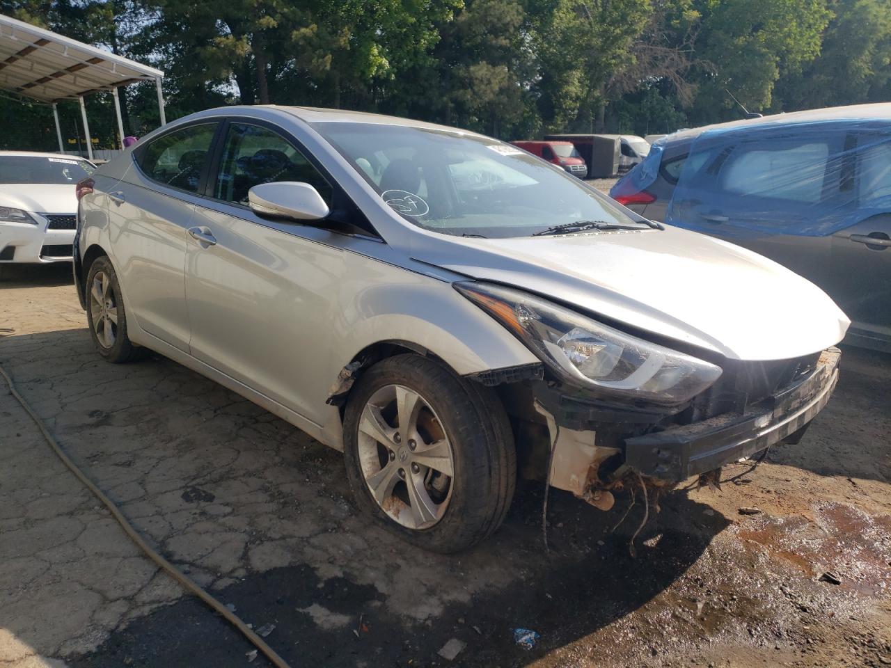 HYUNDAI ELANTRA SE 2016 with VIN 5NPDH4AE2GH728959 - Photo from auction