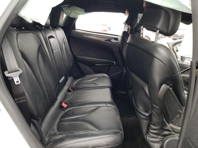 Photo 6 from auction – 2016 LINCOLN MKC PREMIE with VIN 5LMCJ1C91GUJ03367