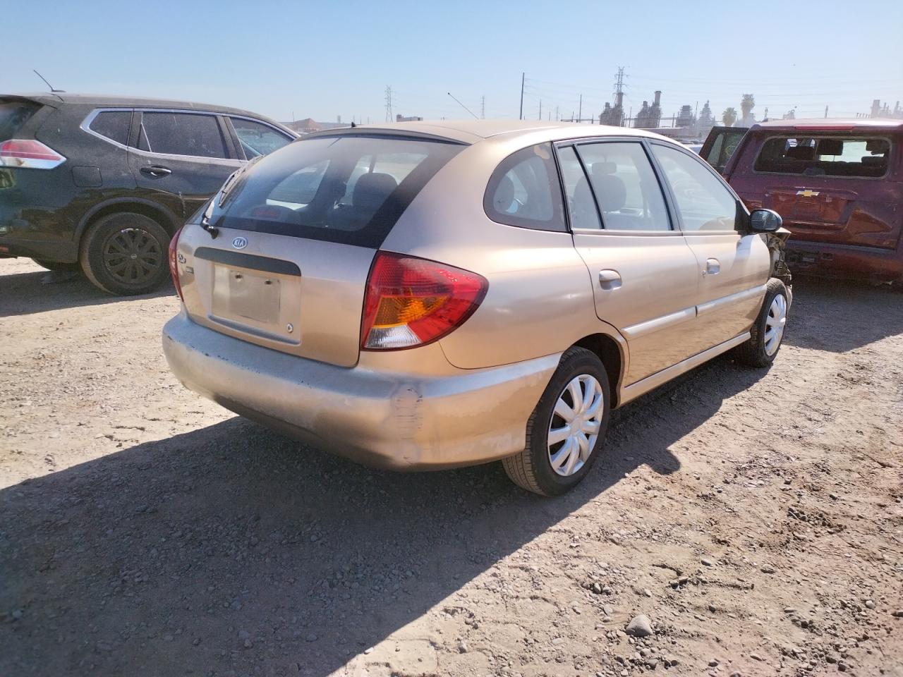 Photo 4 from auction – 2002 KIA RIO CINCO with VIN KNADC163226086263