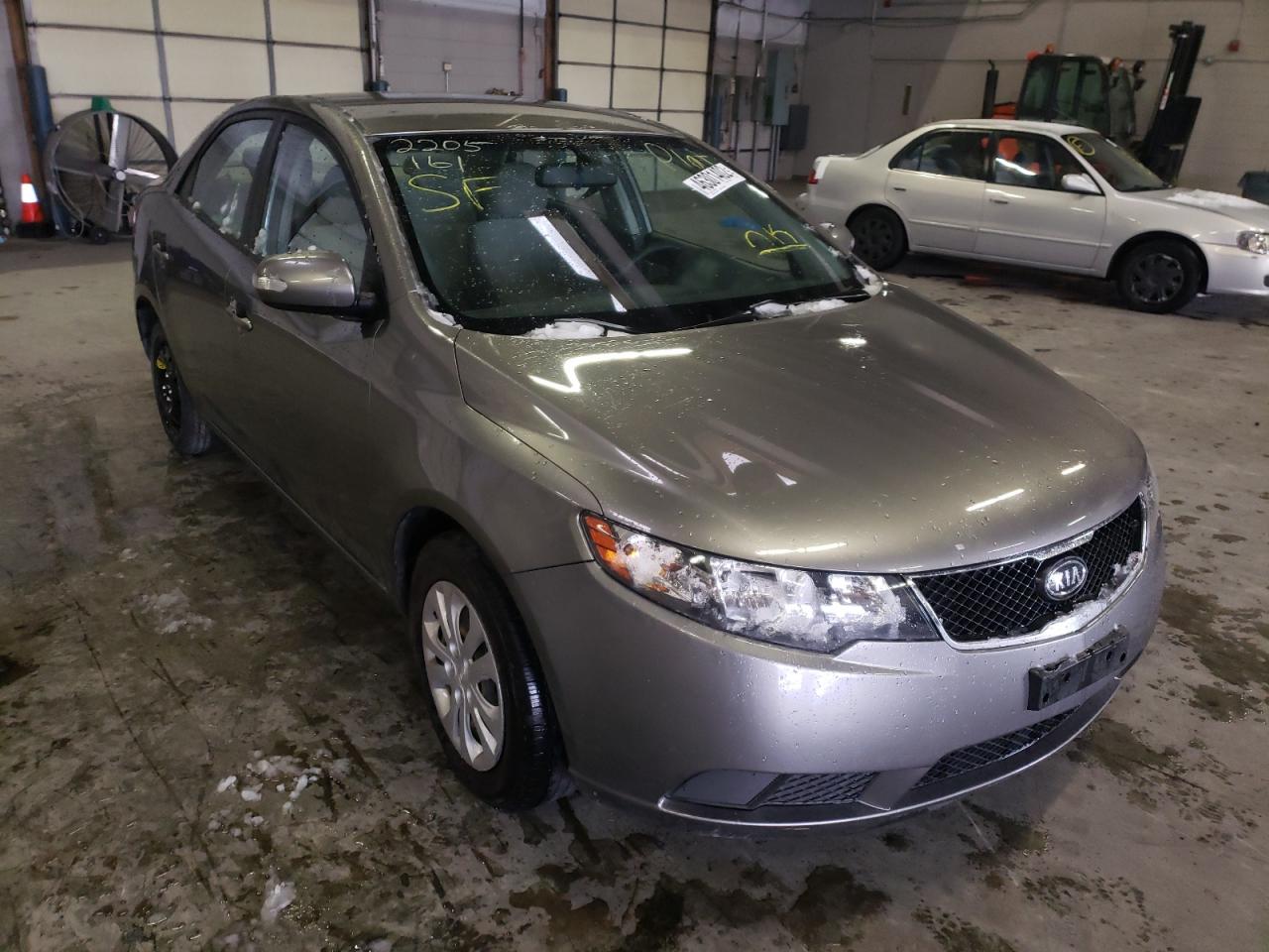 KIA FORTE EX 2010 with VIN KNAFU4A22A5053029 - Photo from auction
