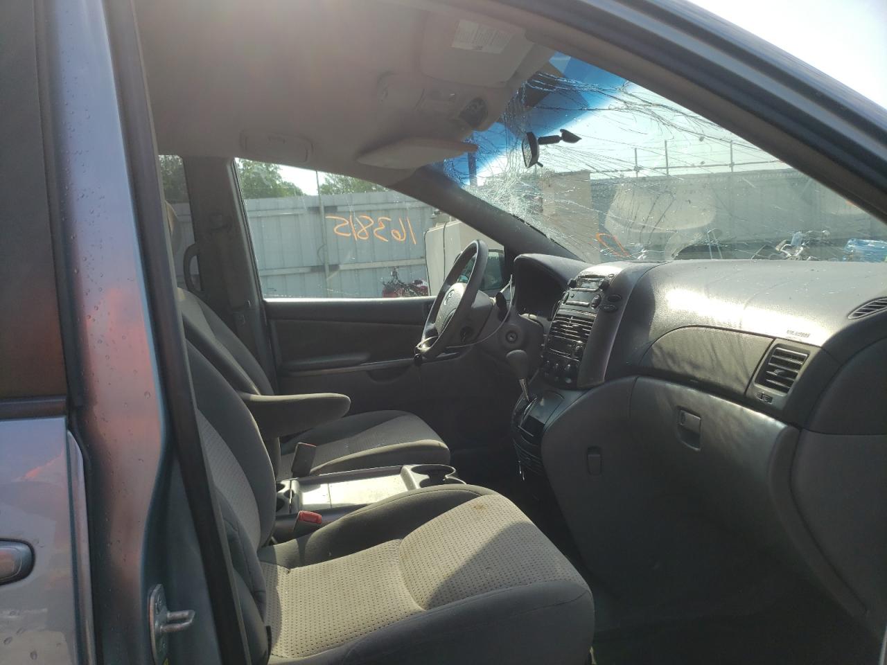 Photo 5 from auction – 2007 TOYOTA SIENNA CE with VIN 5TDZK23C07S092477