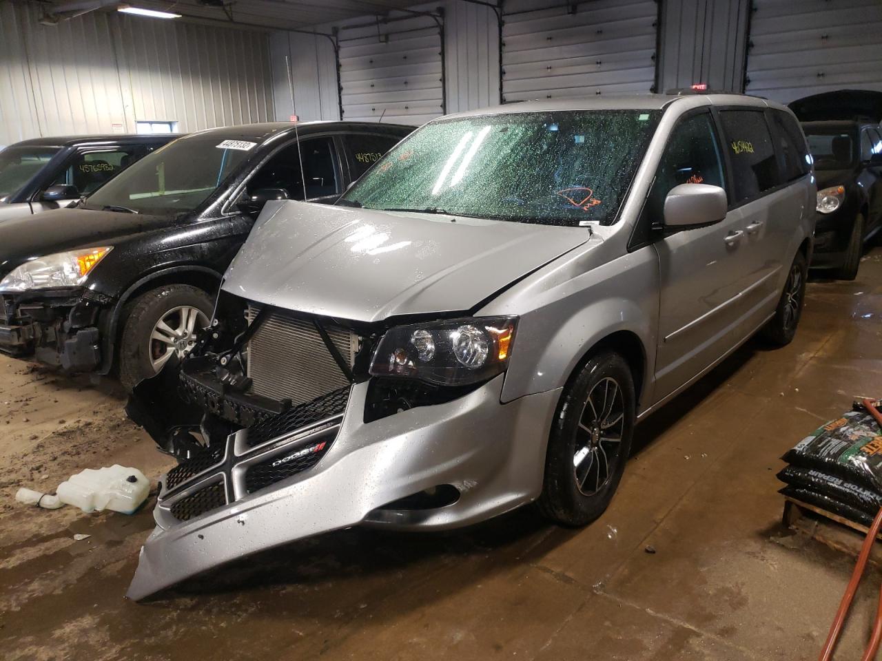 Photo 14 from auction – 2017 DODGE GRAND CARA with VIN 2C4RDGEG8HR546587