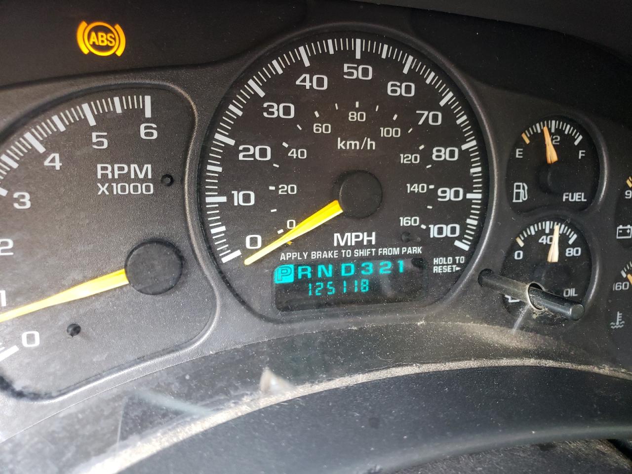 Photo 13 from auction – 2000 CHEVROLET SILVERADO with VIN 1GCEK14V0YZ166067
