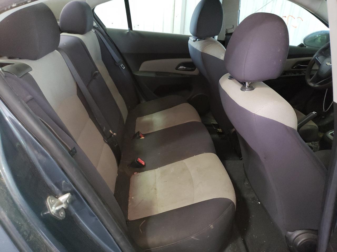 Photo 6 from auction – 2012 CHEVROLET CRUZE LS with VIN 1G1PC5SHXC7339892