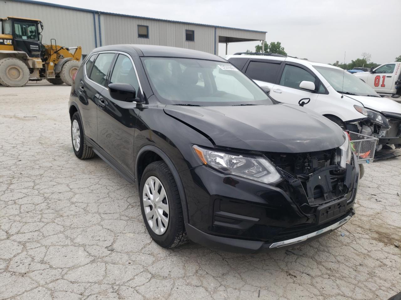 NISSAN ROGUE S 2018 with VIN KNMAT2MV1JP543122 - Photo from auction