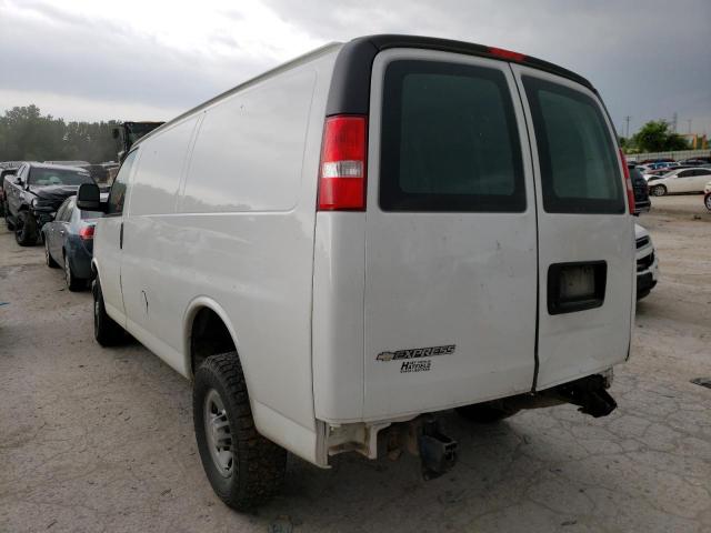 Photo 3 from auction – 2017 CHEVROLET EXPRESS G2 with VIN 1GCWGAFFXH1344190