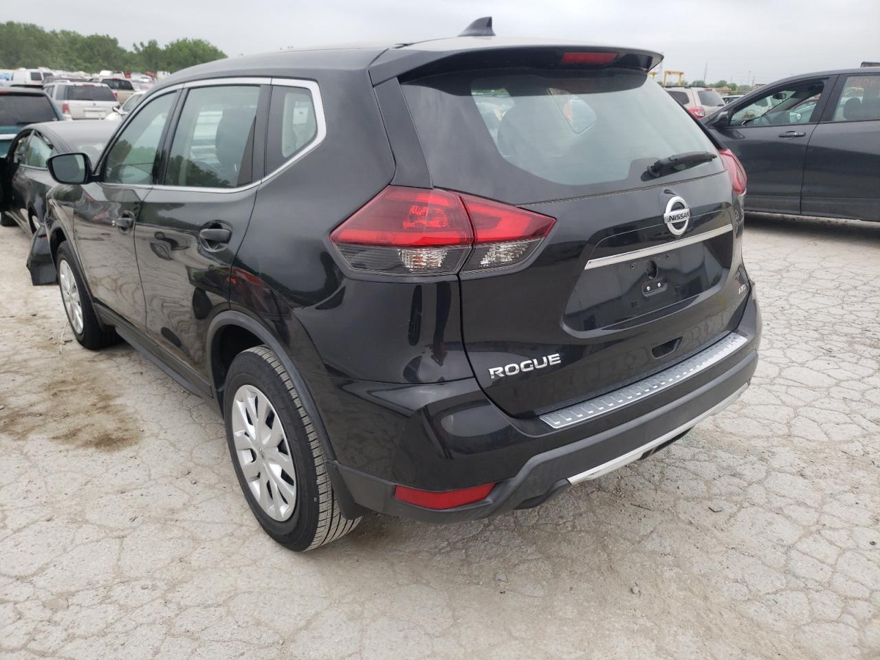 Photo 3 from auction – 2018 NISSAN ROGUE S with VIN KNMAT2MV1JP543122