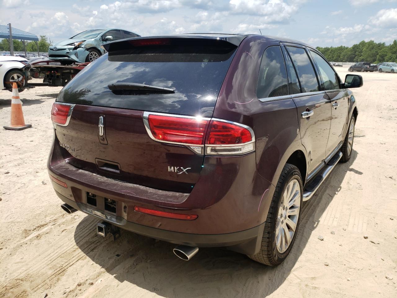 Photo 4 from auction – 2011 LINCOLN MKX with VIN 2LMDJ6JK1BBJ05441