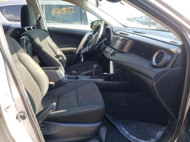 Photo 5 from auction – 2018 TOYOTA RAV4 LE with VIN JTMZFREV8JJ200523