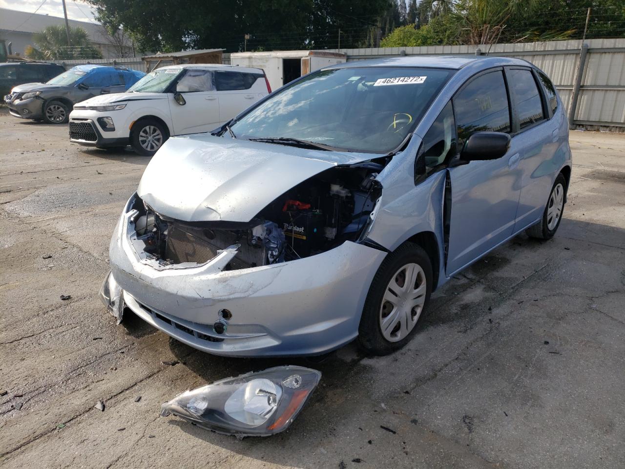Photo 2 from auction – 2010 HONDA FIT with VIN JHMGE8H2XAS000841