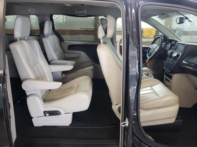 Photo 8 from auction – 2015 CHRYSLER TOWN & COU with VIN 2C4RC1AG3FR678014