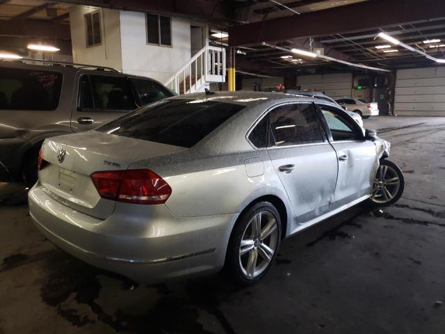 Photo 4 from auction – 2012 VOLKSWAGEN PASSAT SEL with VIN 1VWCN7A3XCC082674