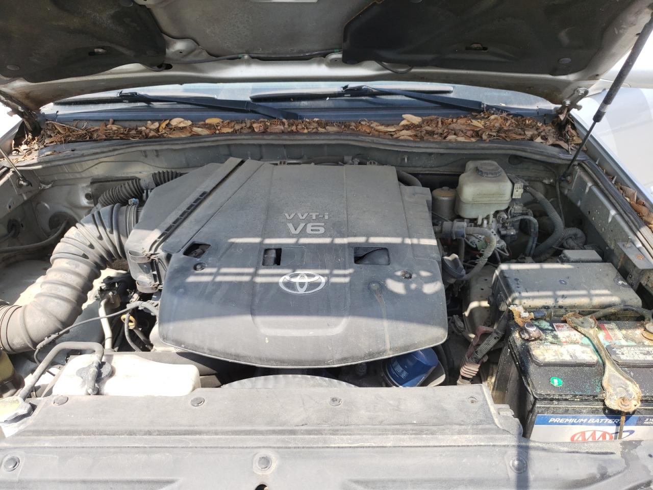 Photo 7 from auction – 2005 TOYOTA 4RUNNER SR with VIN JTEZU14R350048119