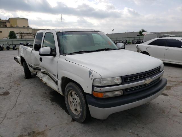 CHEVROLET SILVERADO 2000 with VIN 2GCEC19V3Y1230827 - Photo from auction