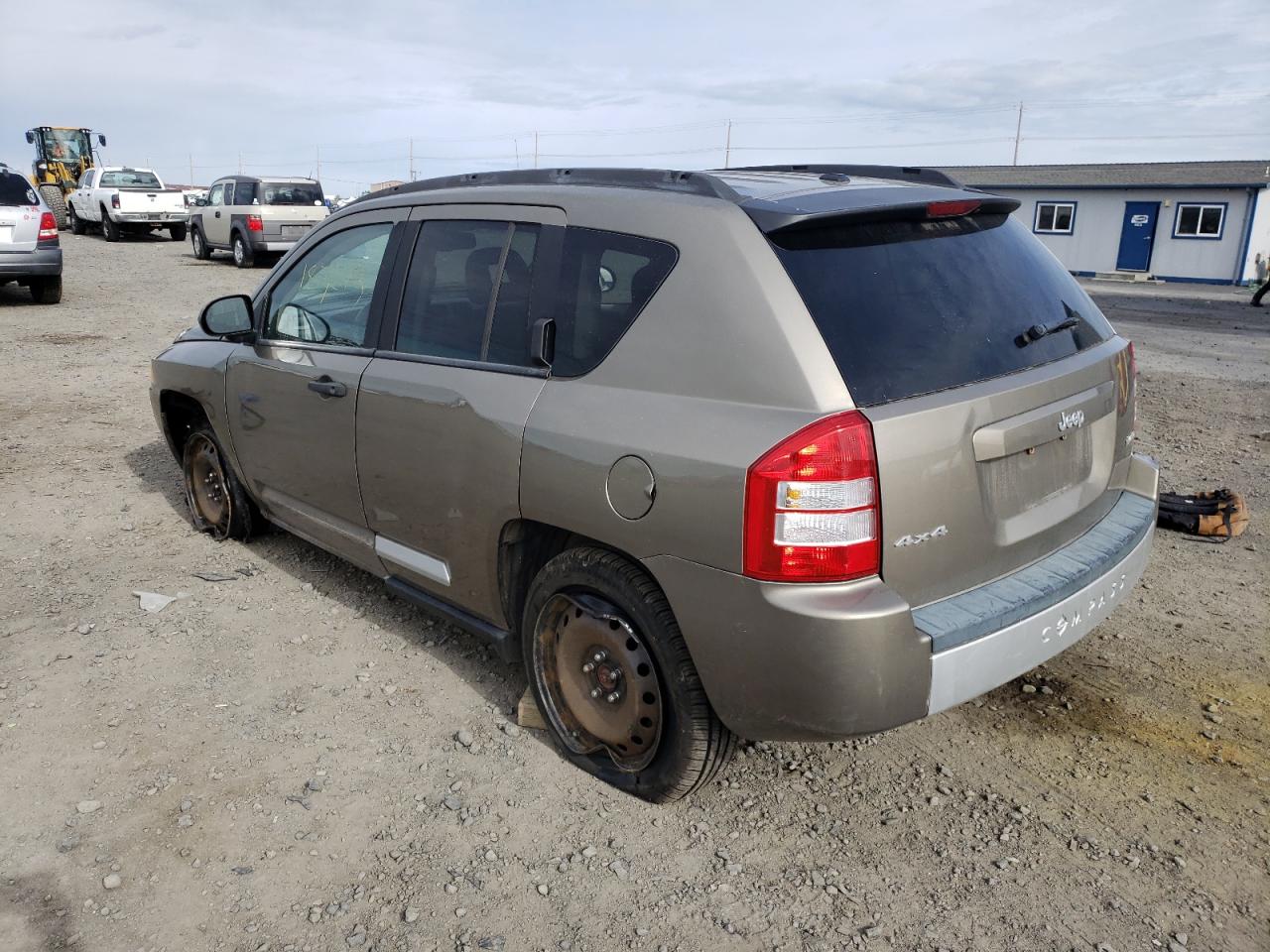 Photo 3 from auction – 2008 JEEP COMPASS LI with VIN 1J8FF57W78D693727