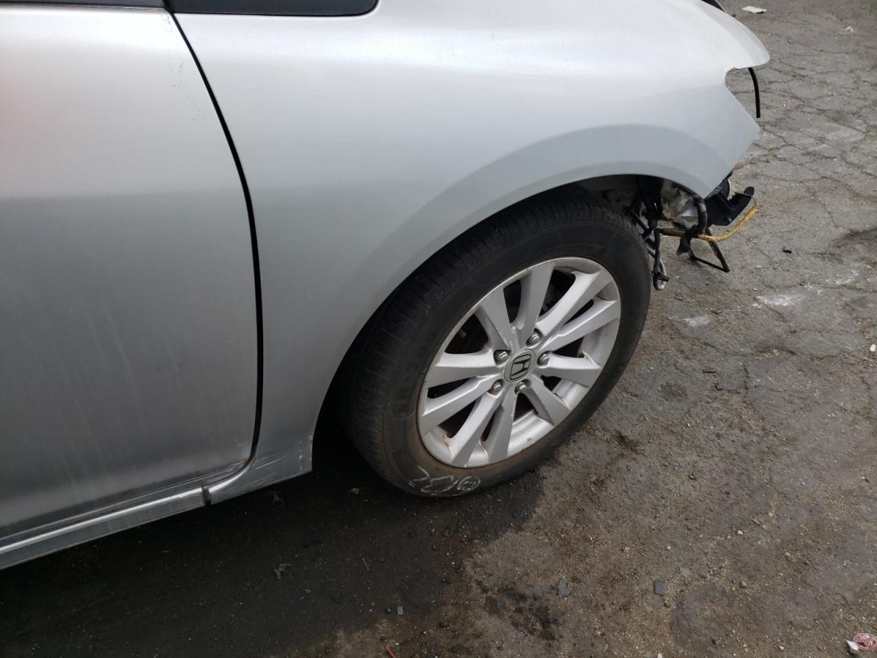 Photo 18 from auction – 2012 HONDA CIVIC EX with VIN 2HGFB2F85CH578724