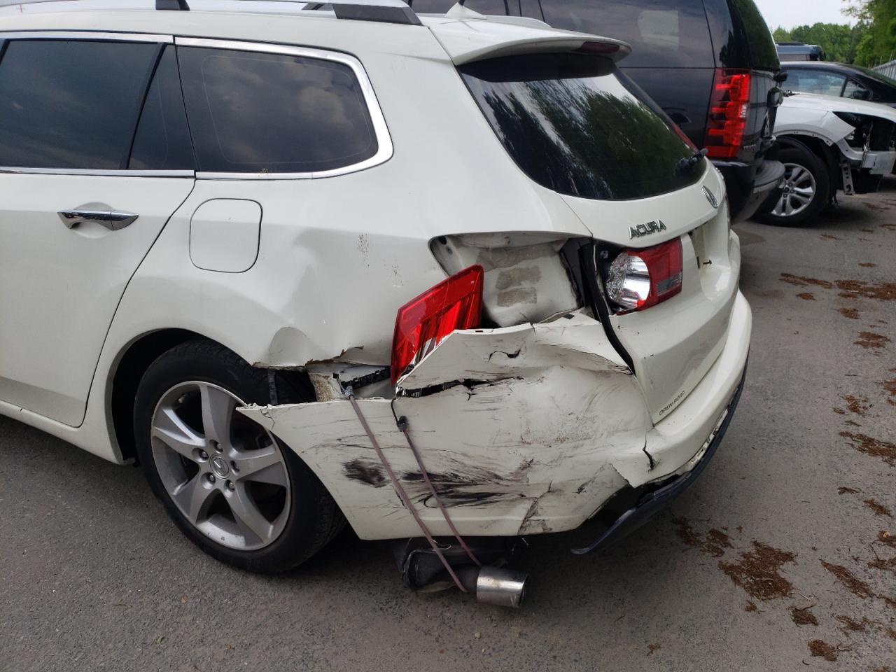Photo 10 from auction – 2011 ACURA TSX with VIN JH4CW2H69BC001244