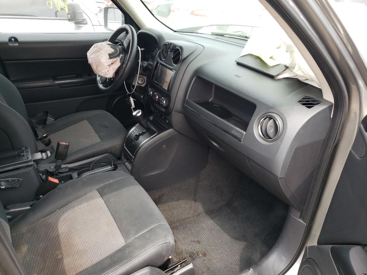 Photo 5 from auction – 2012 JEEP PATRIOT LA with VIN 1C4NJPFA5CD657062