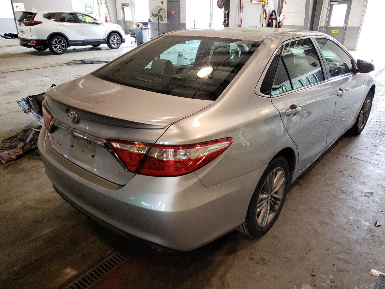 Photo 4 from auction – 2015 TOYOTA CAMRY LE with VIN 4T1BF1FKXFU045434